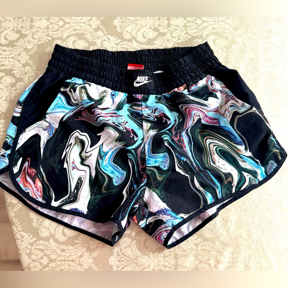 Nike Black and Multicolor Patterned Shorts